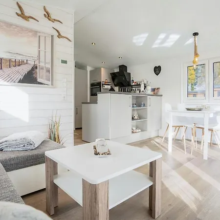 Ostseecamp Luebecker Bucht Haus Ankerplatz Holiday home